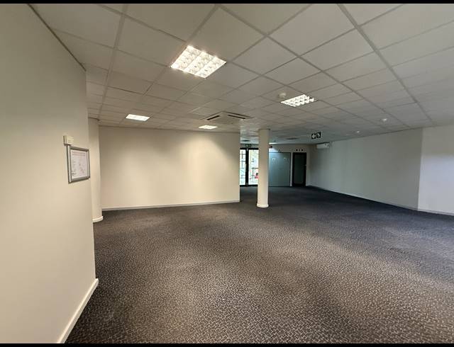 356M² OFFICE TO LET IN PARKTOWN